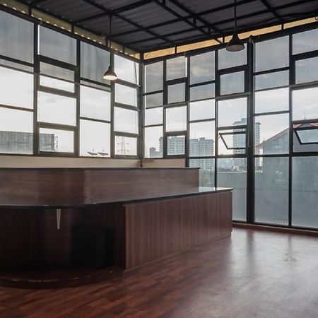 Reddoorz Plus Near Semanggi Jakarta Luaran gambar