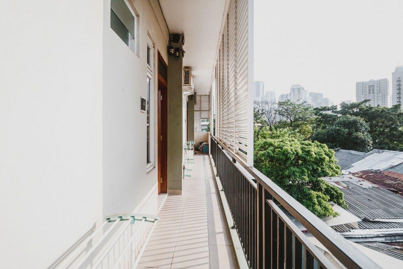 Reddoorz Plus Near Semanggi Jakarta Luaran gambar