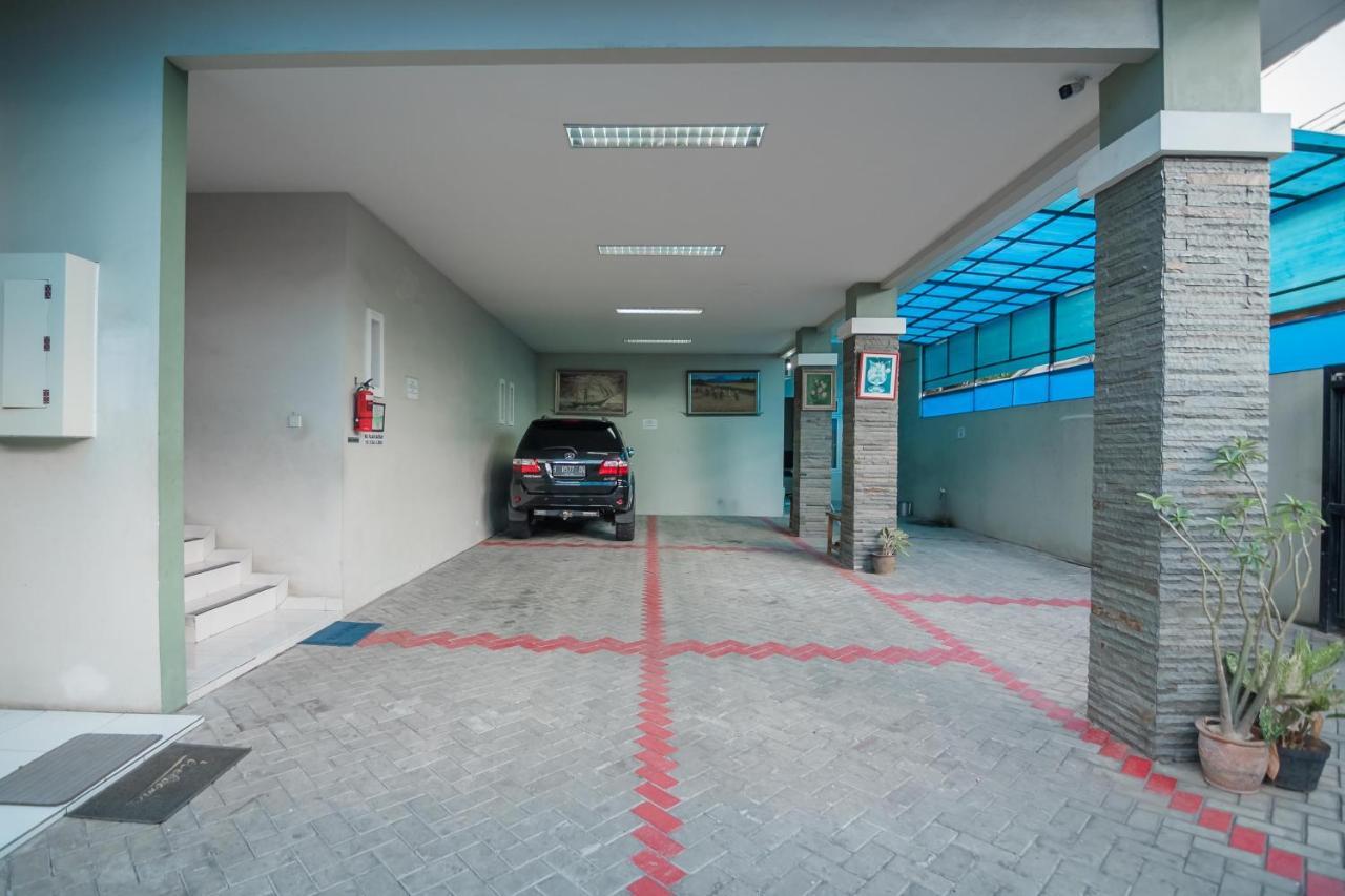 Reddoorz Plus Near Semanggi Jakarta Luaran gambar