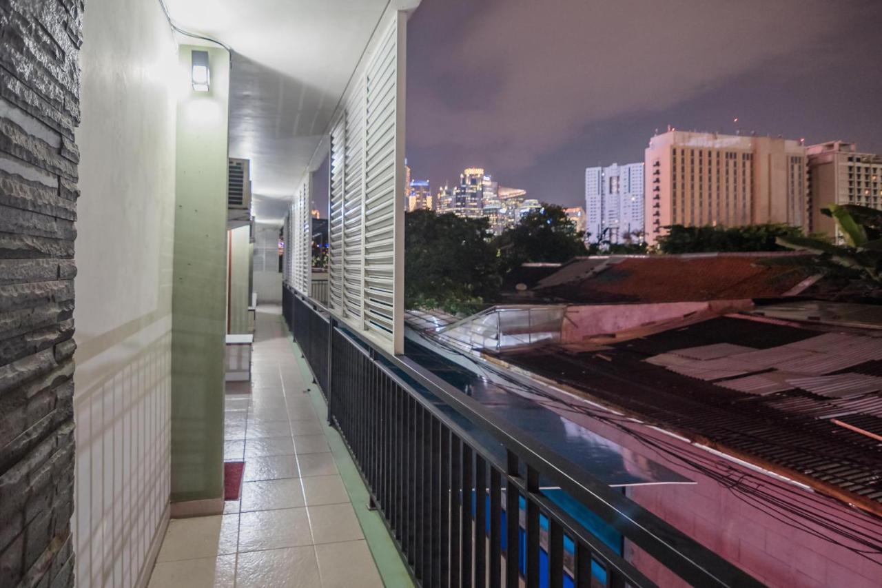 Reddoorz Plus Near Semanggi Jakarta Luaran gambar
