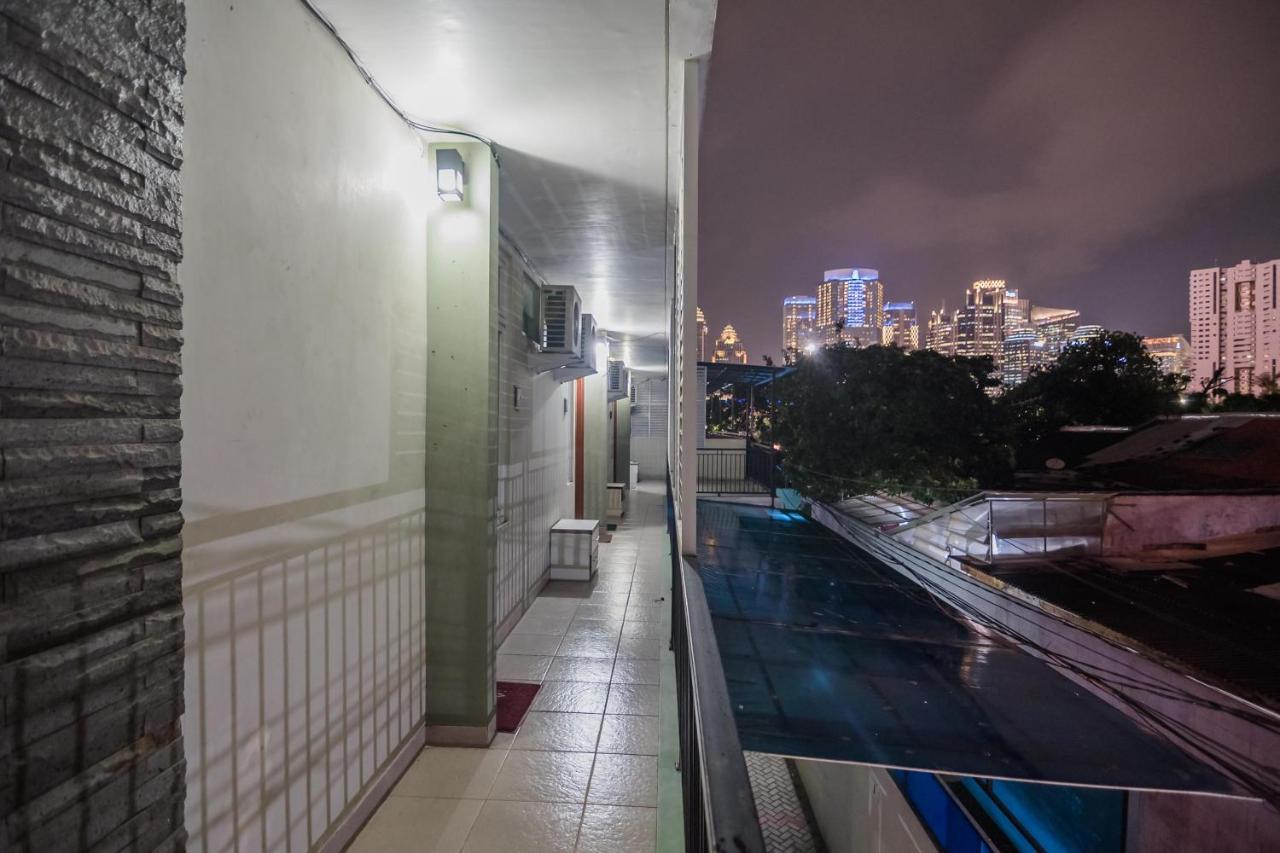 Reddoorz Plus Near Semanggi Jakarta Luaran gambar