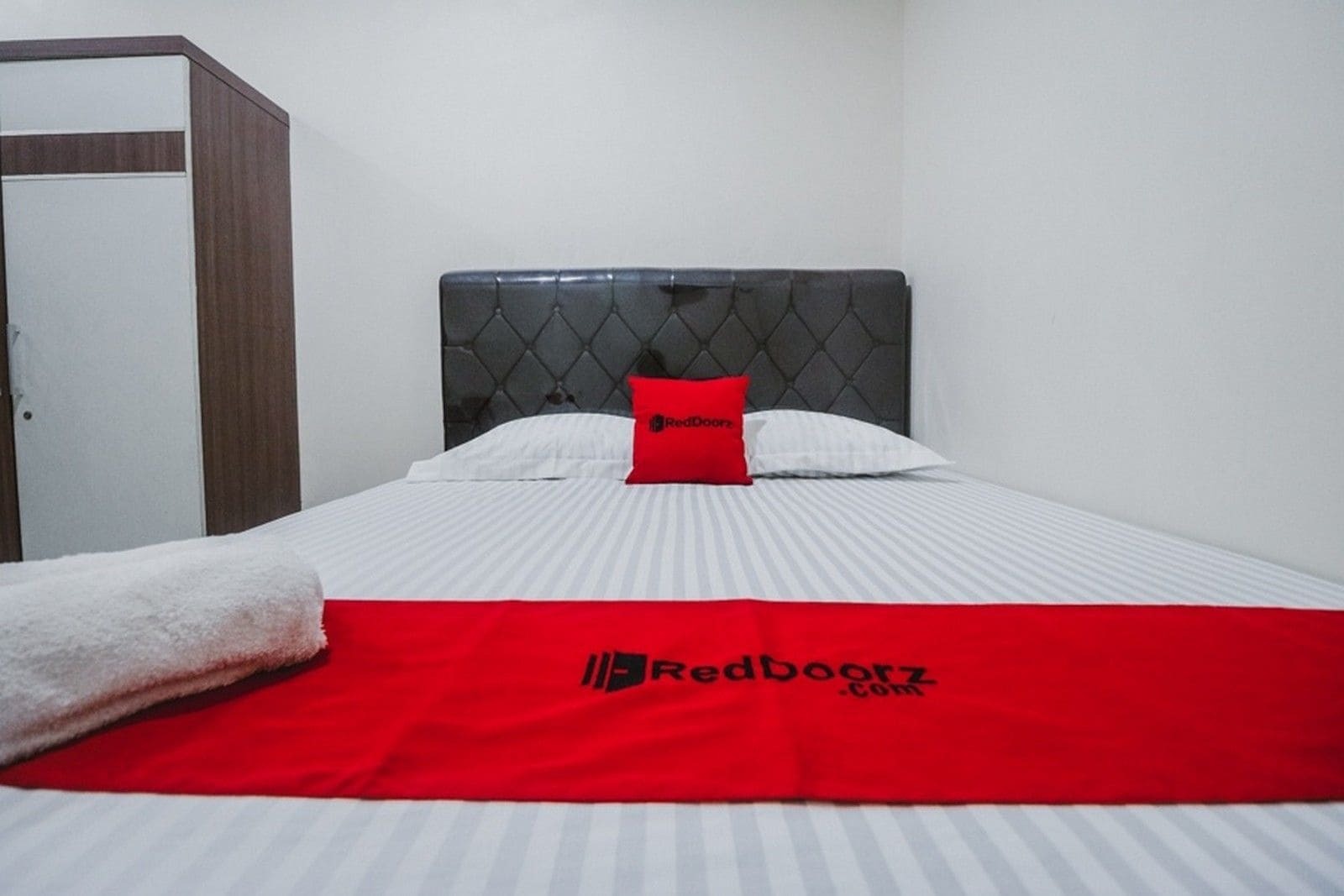 Reddoorz Plus Near Semanggi Jakarta Luaran gambar